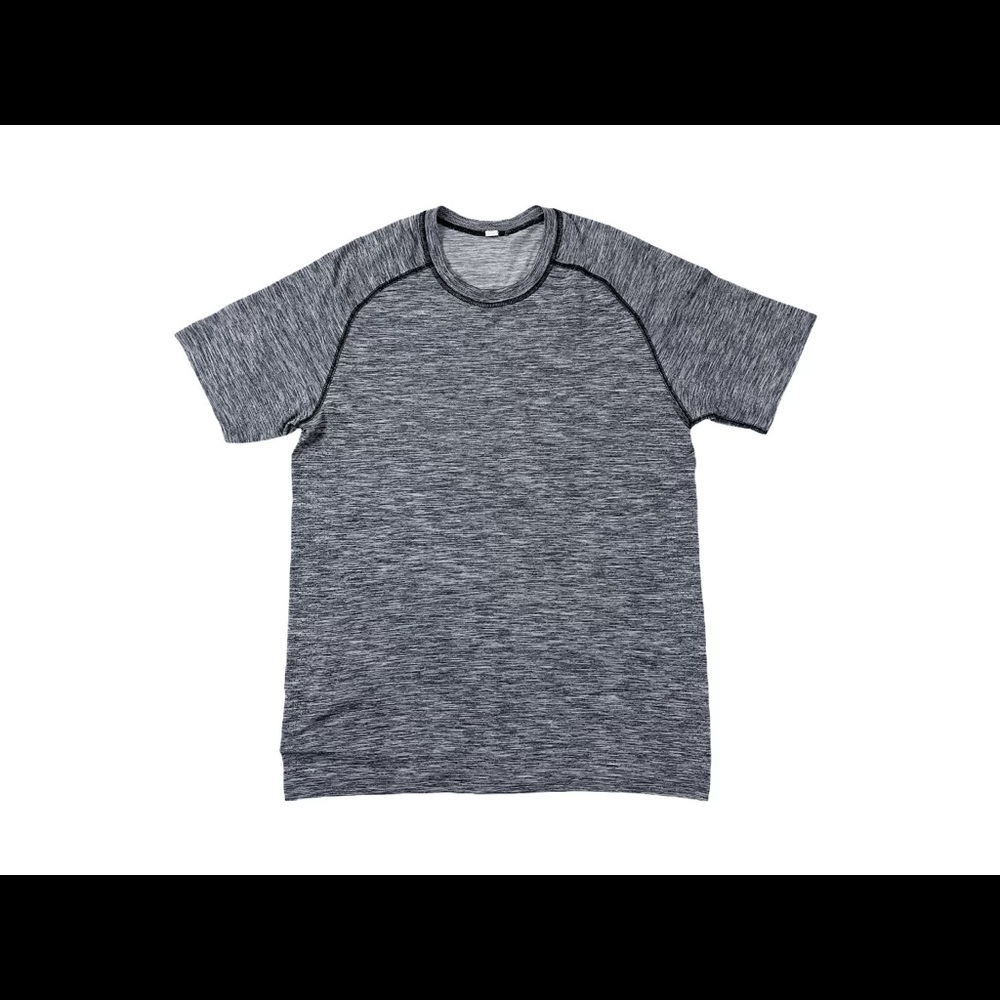 Lululemon Men's M  Gray Heather Short Sleeve Athletic T Shirt Crewneck